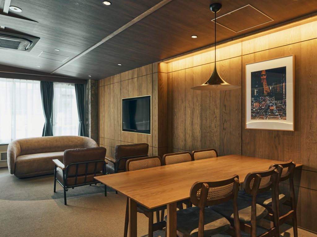 illi-Rom-Hamamatsucho_240912_0103