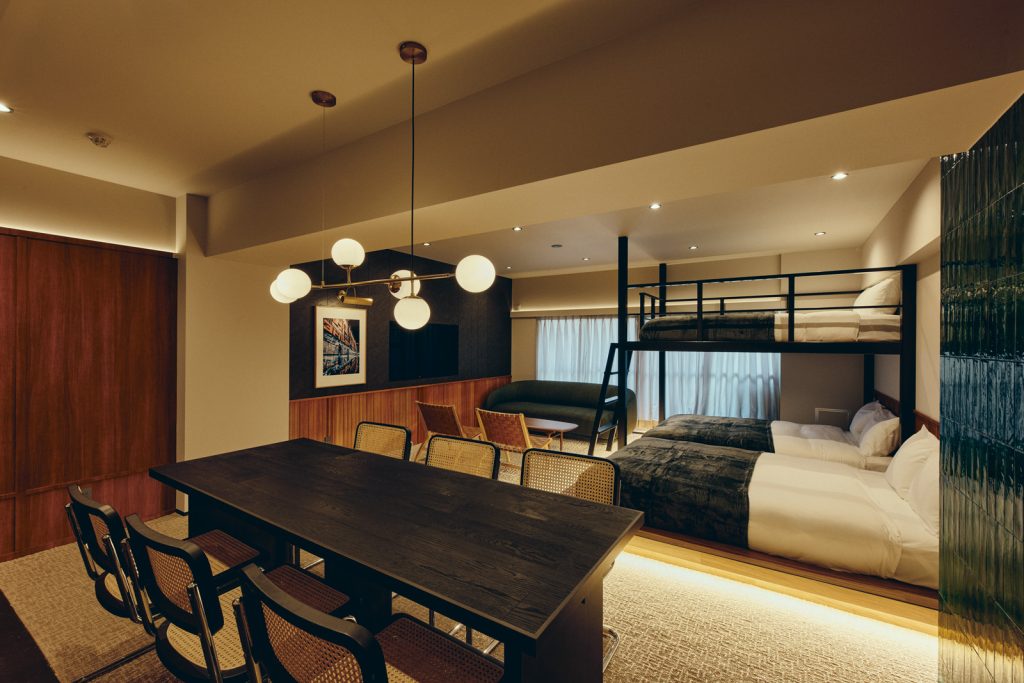 illi-Tas-Shinjuku_240622_0088_